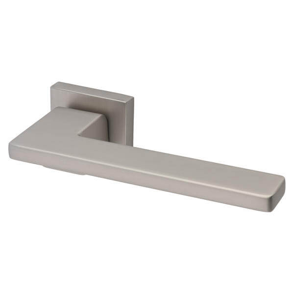 LR4135 Lever Handle On Square Rose